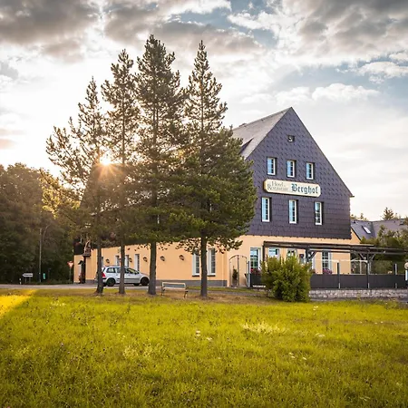 Hotel Berghof 3*